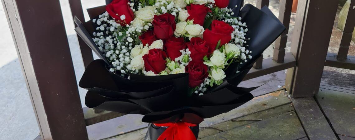 Intellectual Love Bouquet