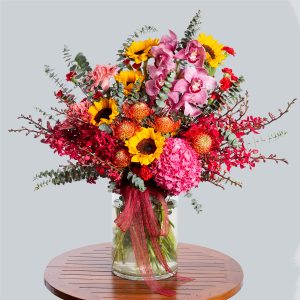 Rosy Red Tabletop Arrangement Top Table Flower Arrangement Delivery in Singapore - Rosy Red– Prince Flower Shop