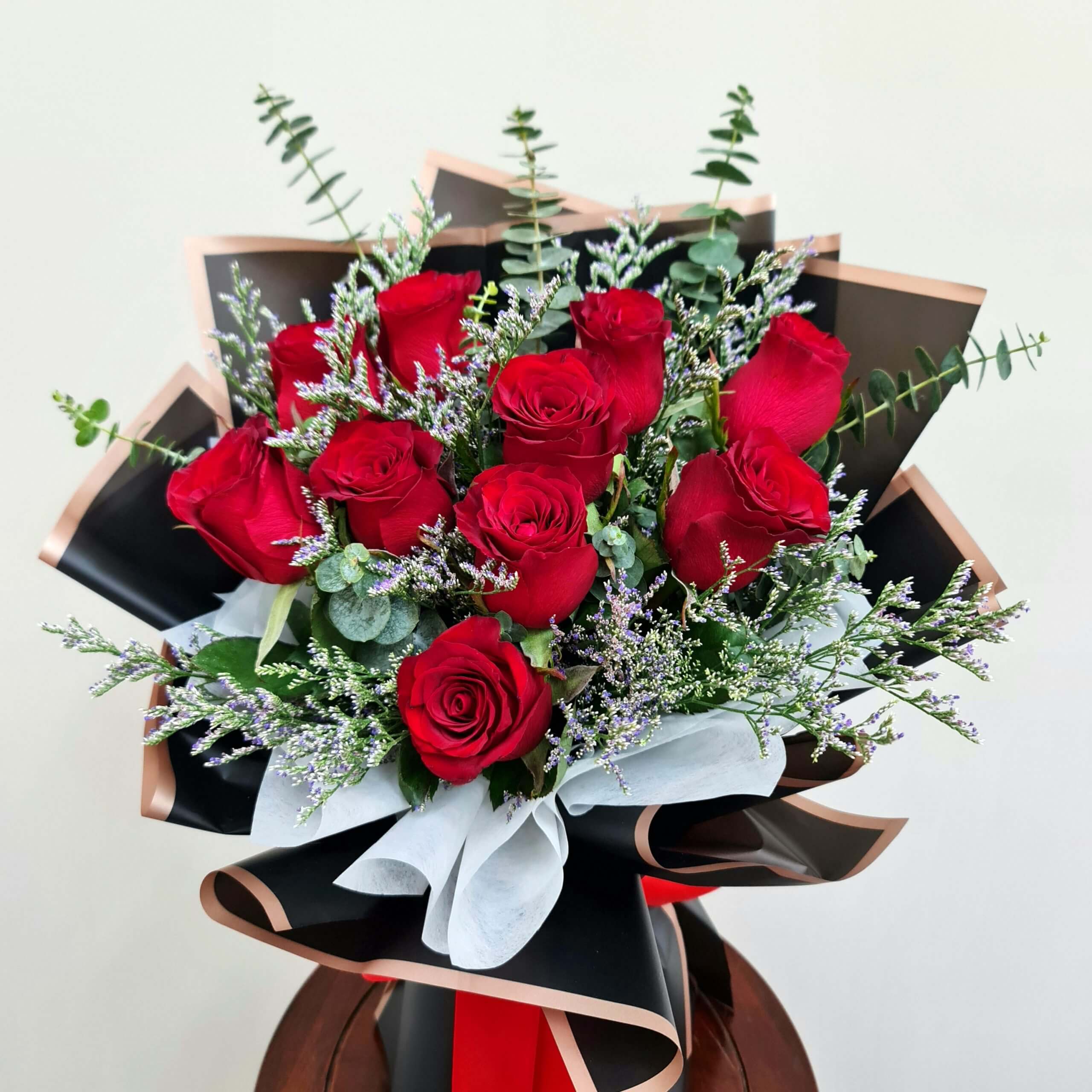 From Garden to Gift: The Charm of Flower Hampers