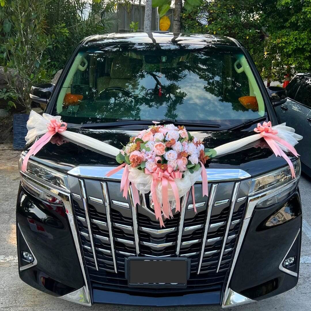 Bridal Bouquet on Wheels Bridal Bouquet on Wheels - Wedding car flower Decoration Flowers
